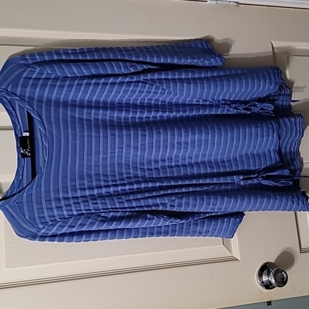 Fenini Blue Striped‎ Slit Lace-up Blouse/Top. Women's (S) Good Condition